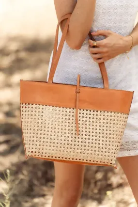 Ellie Wicker Tote in Tan